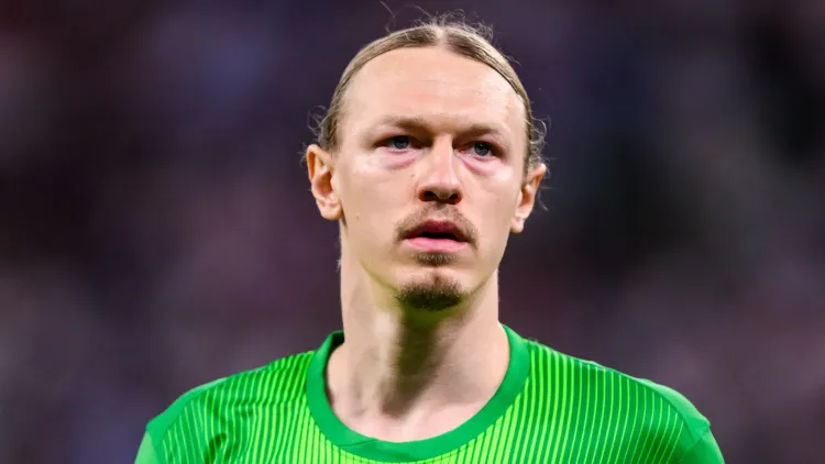 У Сафонова появится опасный конкурент в «ПСЖ». Он ярко себя проявил на чемпионате мира-2026