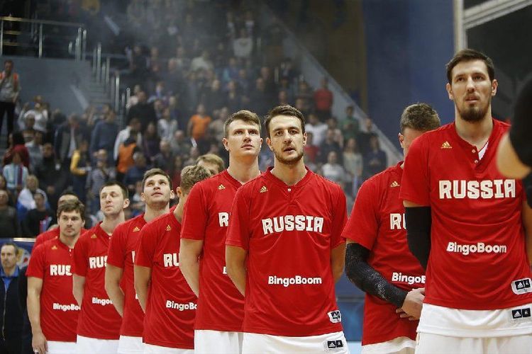 «Пузырь» для сборной России. Мешает ли коронавирус играть в Петербурге