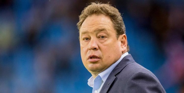 Игра «Витесса» не удовлетворяет фанатов и журналистов. Слуцкий попал под огонь критиков