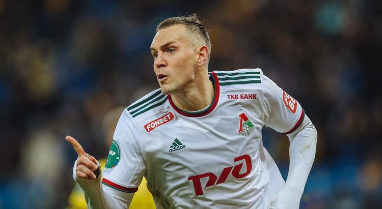 У «Локомотива» вторая победа подряд с Дзюбой-капитаном. Он не забил «Ахмату», но сыграл полезно