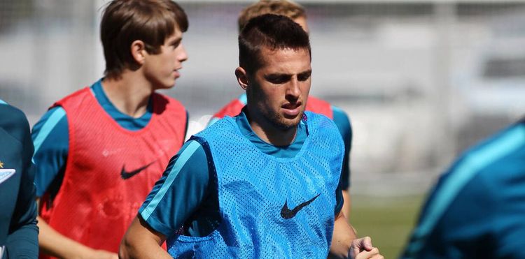 Без яркой афиши