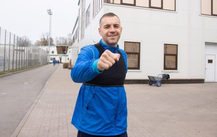 Неожиданный поворот с трансфером Дзюбы! Экс-капитан сборной России повторяет старые ошибки