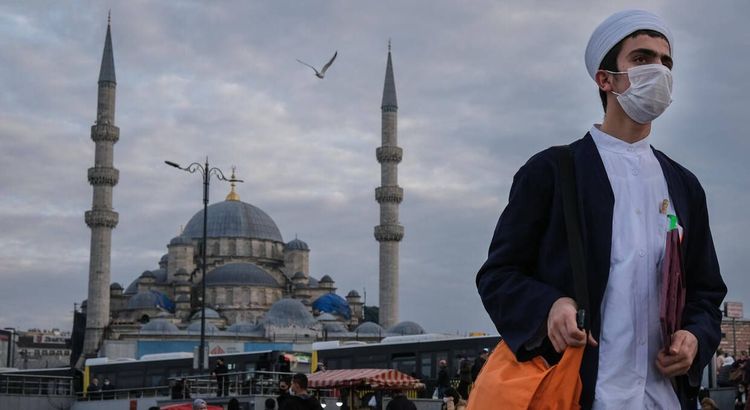 Не переживайте, команды РПЛ нормально подготовятся в Турции. Ковидные ограничения коснулись только местных