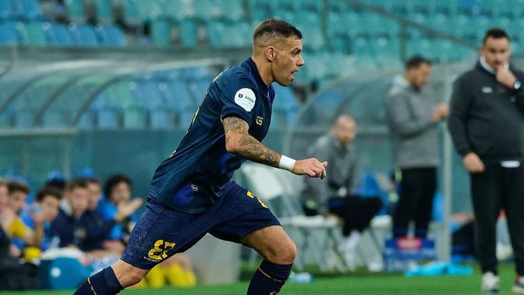 Матчи «Сочи» в КХЛ и РПЛ пора перенести на нейтральную территорию. Дальше тянуть нельзя