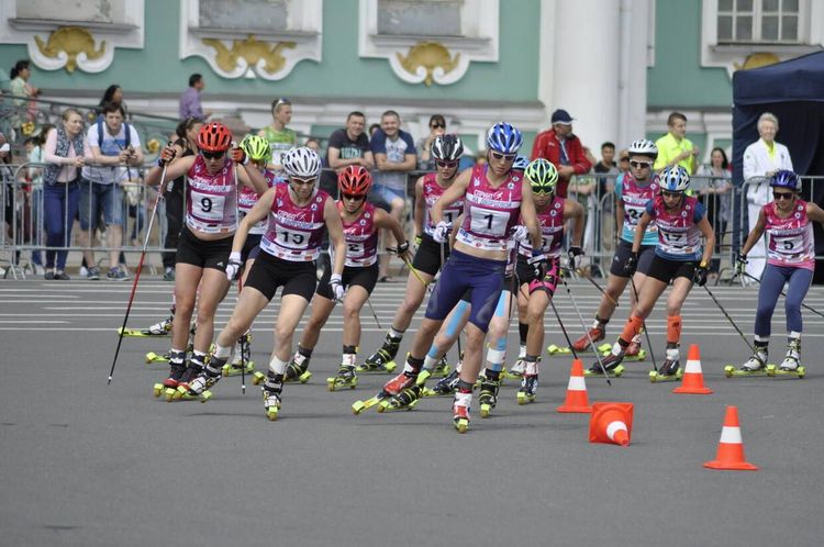 Дворцовая поехала!