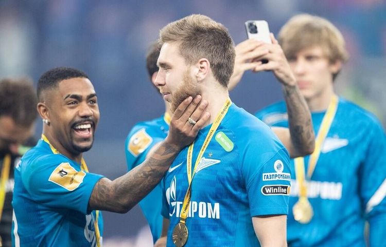 Сергеев готов ответить Дзюбе в очном противостоянии. Артем не верил в своего бывшего одноклубника