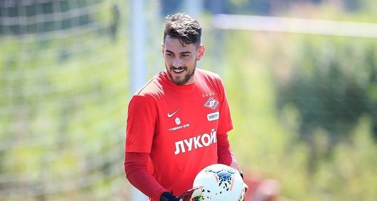 «Локомотив» купит игрока ЦСКА, легендарный вратарь уйдет из «Спартака» и другие новости дня