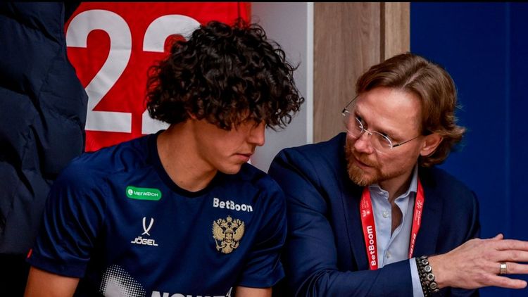 Карпин: состав сборной России на ноябрьский сбор сформирован из игроков, знакомых с требованиями штаба