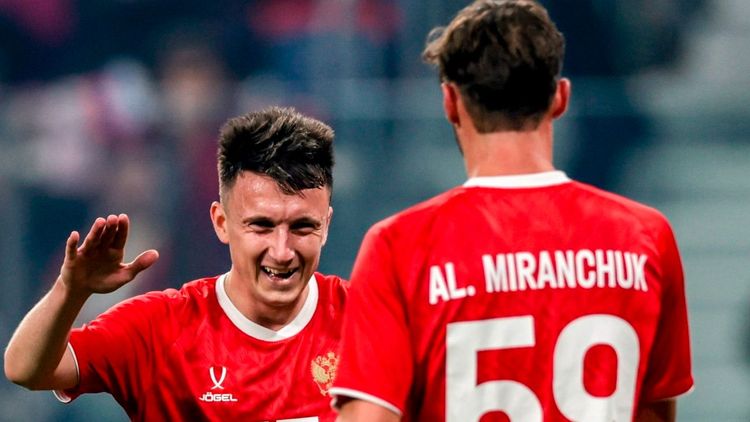 Вратарь Перу Гальесе: У сборной России хорошо организованная команда