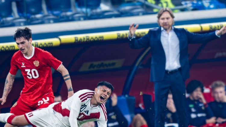 Экс-нападающий «Зенита» Быстров: 30 игроков в сборной России – неуважение от Карпина