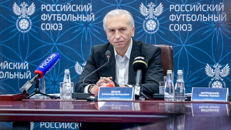 Лепехин считает, что в ближайшие два года российские клубы не получат допуск к международным соревнованиям