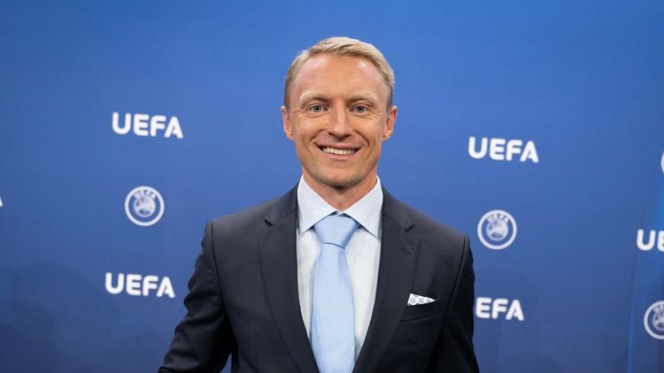 Экс-игрок сборной Германии и эксперт УЕФА Андреас Бек посетил РФС