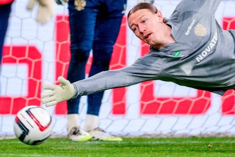 Булыкин: Сафонову не должны залетать голы с 25 метров, это была его ошибка