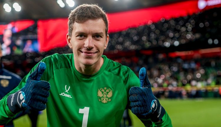 Корнюхин оценил вратарский ростер сборной России