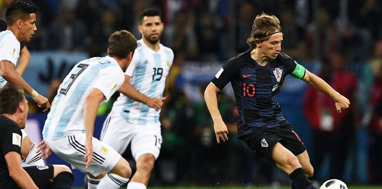 Как быть полезным для Роналду и вредным для Месси