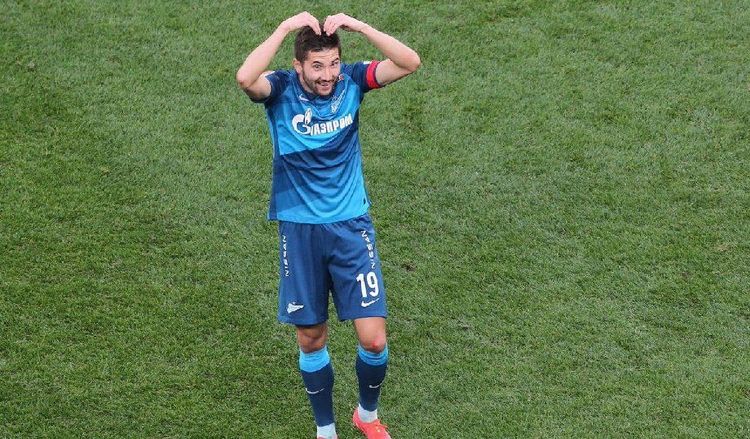 Черчесов оказался прав насчет Сутормина. Полузащитника «Зенита» не в первый раз позвали в сборную России