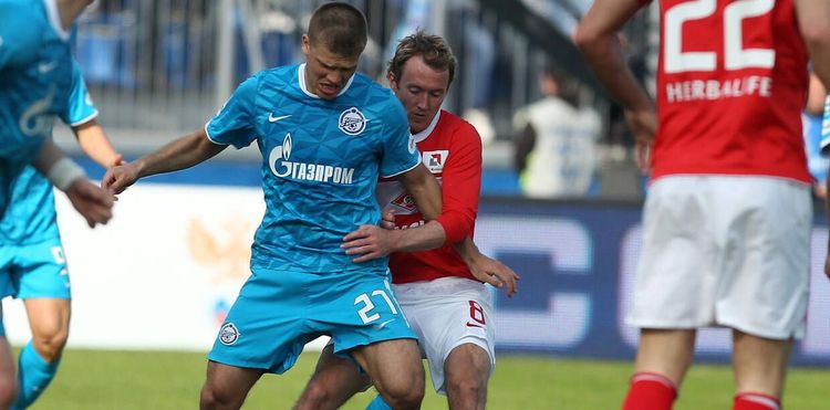 Тур интриг и интрижек