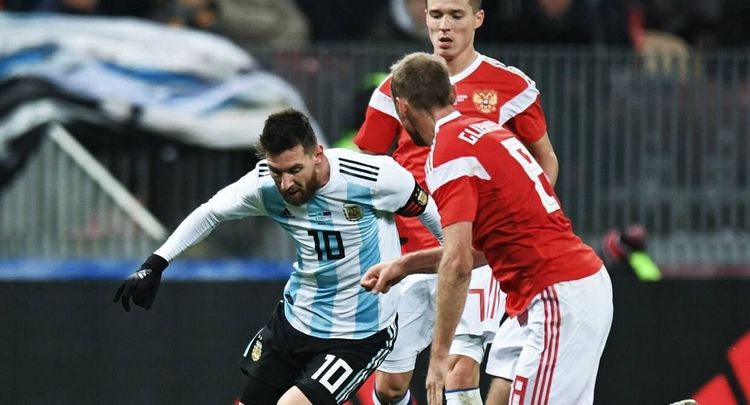 В Лужниках замучили Месси. Осталось перейти в атаку