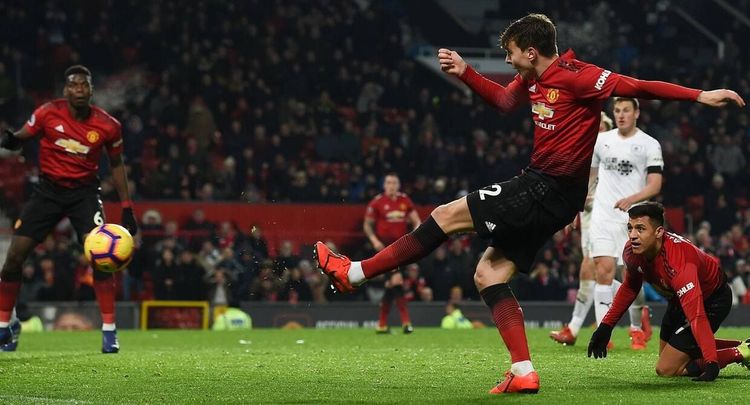 «Манчестер Юнайтед» принимает ПСЖ, «Рома» в гостях у «Порту». Сегодня стартует плей-офф Лиги чемпионов