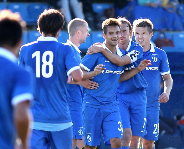 «Динамо» выиграло питерское дерби