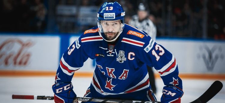 Красно-белая «Санта-Барбара» и «унесенный ветром» Волшебник