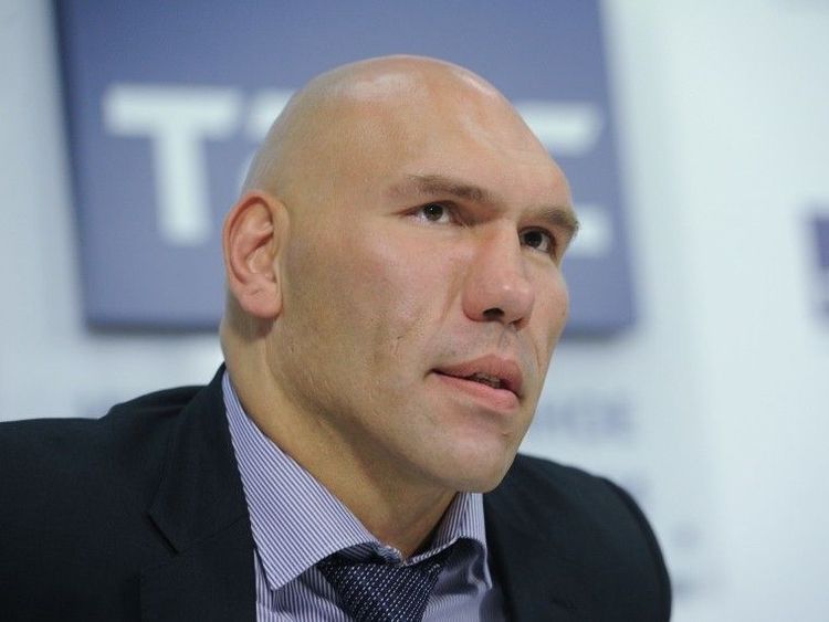 Николай Валуев о решении ИААФ: Чья бы корова мычала!