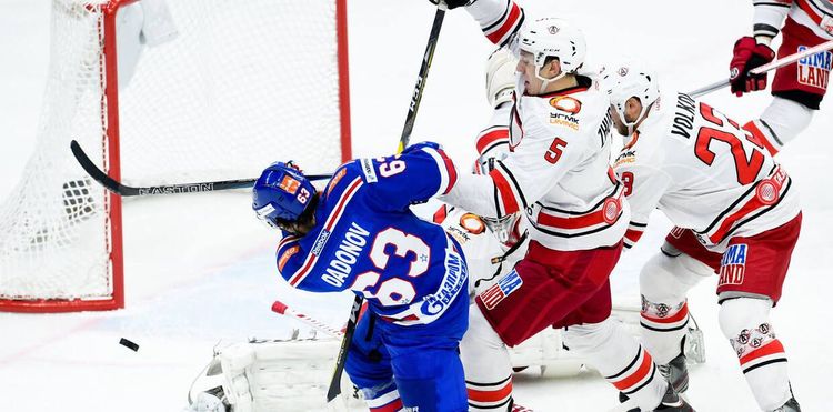 Учитель против учеников. Как Крикунов обыграл Дацюка и Знарока