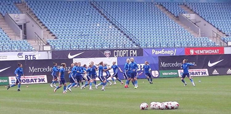 Девушки стартуют в Англии