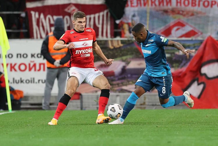 Семак зря критикует Малкома. Он тоже виноват в слабой игре бразильца