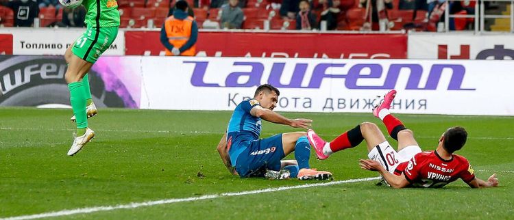 Медведев осудил «Спартак» за нырки. Но разве футболистам надо запрещать симуляции?