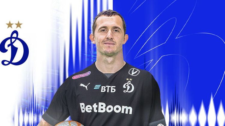 Вратарь «Динамо» Лунев рассказал, сыграет ли с «Зенитом»