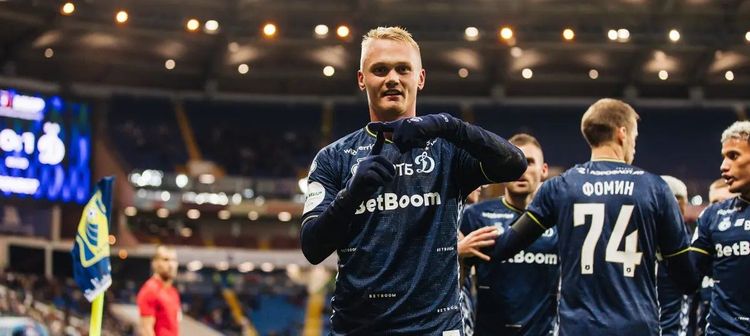 «Динамо» одержало четвертую победу подряд. Бело-голубые одолели «Ростов» в 21-м туре РПЛ