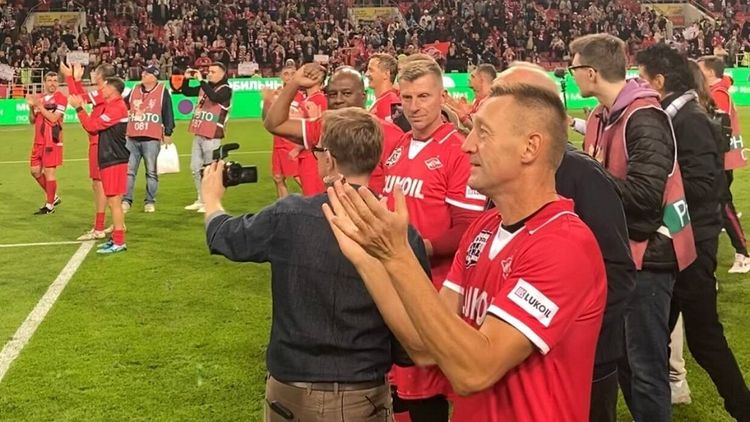 «Спартак» почтил память Цымбаларя. В клуб вернулись Романцев, Черчесов и Каррера