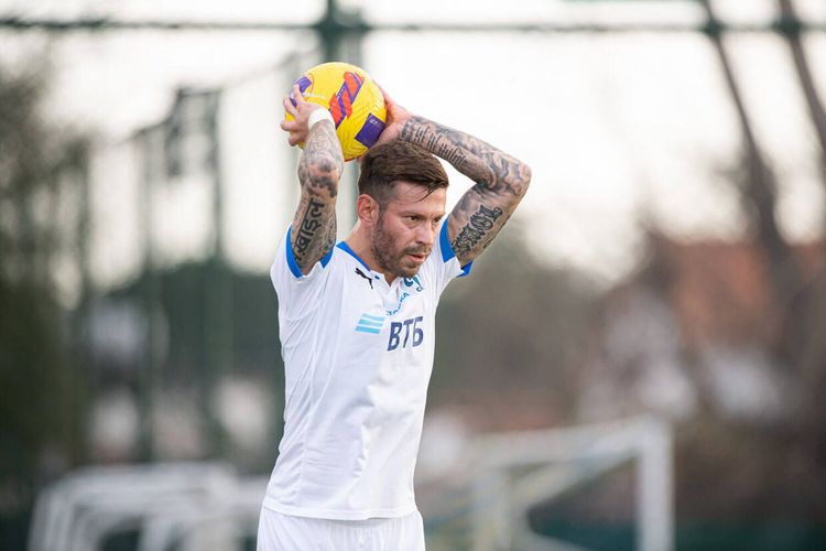 Смолов уже тащит «Динамо»! Форвард сборной России – герой матча с тремя удалениями