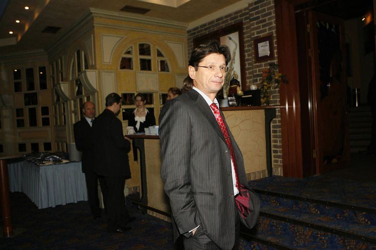 Вести из закулисья, или Игра без тренеров