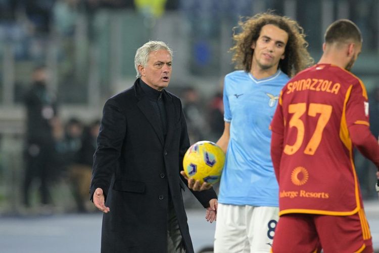 Балахнин оценил шансы Моуриньо возглавить топ-клуб после отставки из «Ромы»