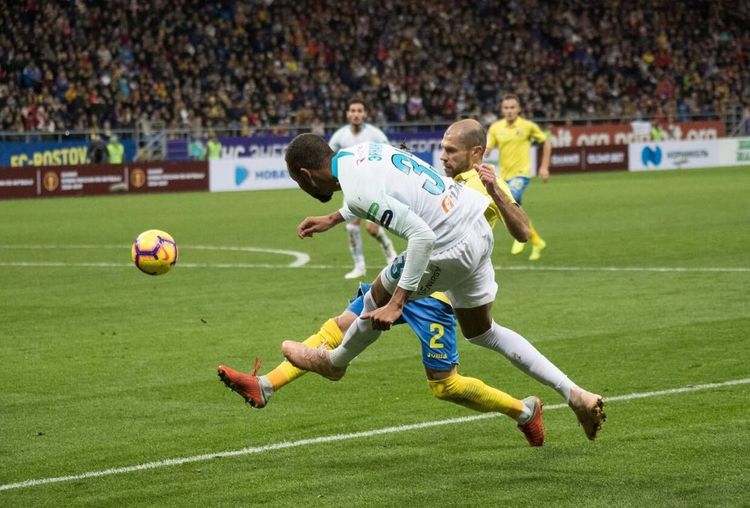 «Зенит» обязан усилить три позиции и не оставить Семака на растерзание