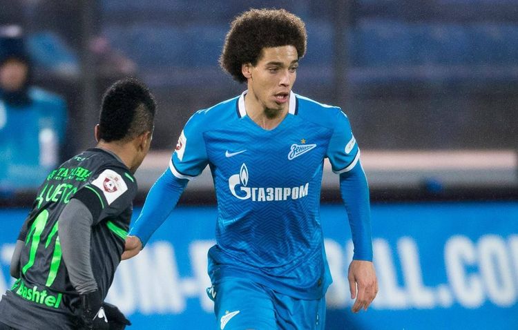 «Милан»: Феллаини или Витсель?