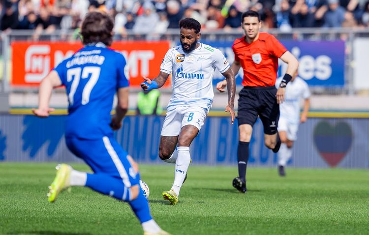 «Зенит» вышел в лидеры РПЛ, «Краснодар» – второй. Невероятный поворот в чемпионской гонке!