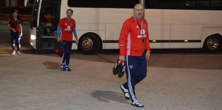 Станислав Черчесов: На уровне сборных простофиль не бывает