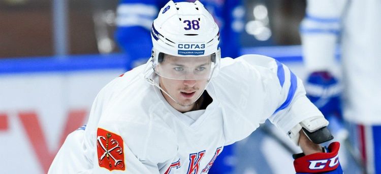 Нападающий СКА Алексей Бывальцев: Идти работать на комбинат не думал