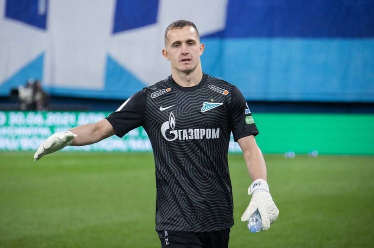 Лунев и Азмун вышли с «Байером» в Лигу чемпионов: почему их трансферы – ошибка?