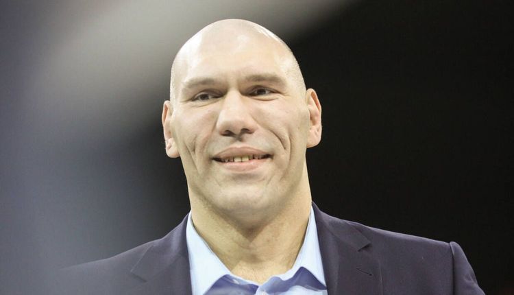 Валуев назвал запрет на размещение российского флага в соцсетях «абсурдом»