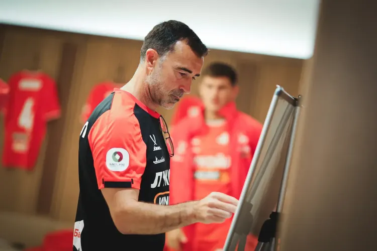 Угальде – о новом тренерском штабе «Спартака»: Все вовлечены. Уверен, мы сможем заметно прибавить