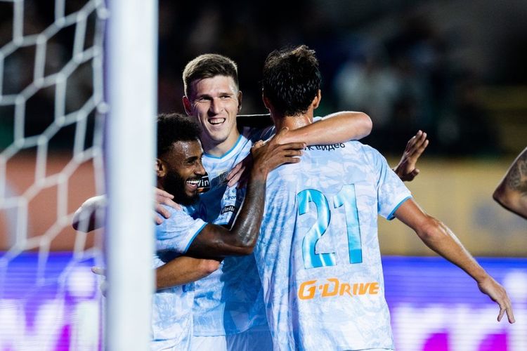 Соболев или Кассьерра? Кого выпустит Семак на матч с ЦСКА