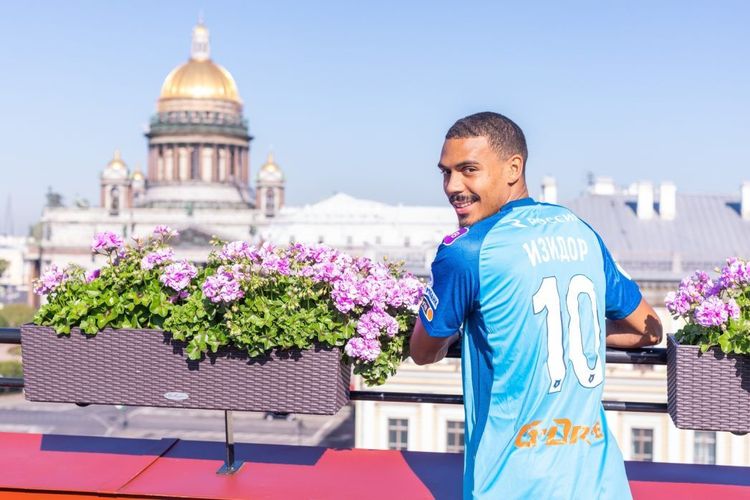 «Зенит» купит ненужного игрока? Но «Локо» выбросит эти деньги на ветер!