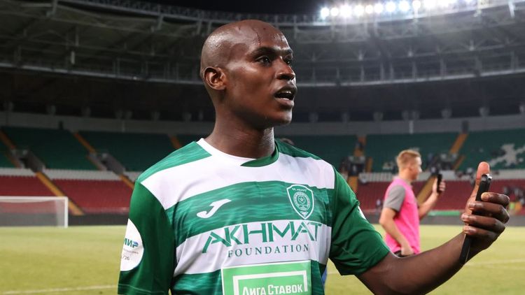 Нападающий «Ахмата» Касинтура может получить российский паспорт