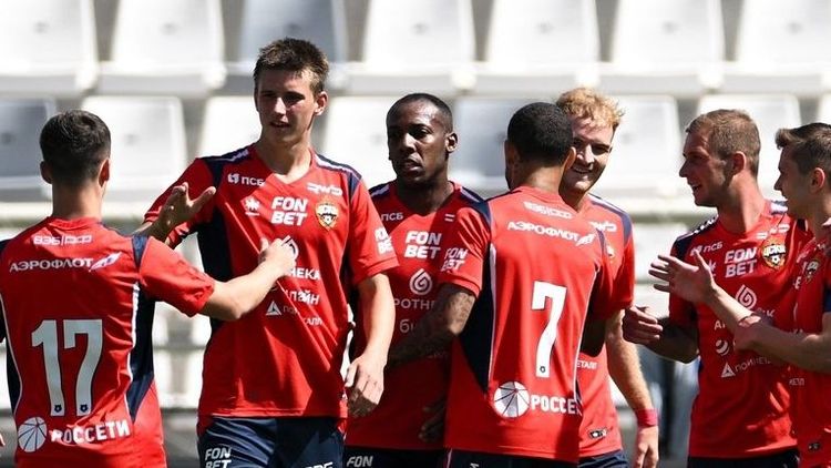 Хомуха: ЦСКА может не хватить глубины состава для борьбы за чемпионство в РПЛ