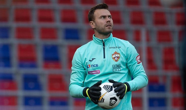 Хиддинк рассказал, сколько лет Акинфеев сможет ещё играть в футбол