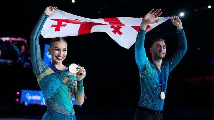 Дерзкая русская фигуристка выиграла чемпионата Европы. И теперь хочет золото Олимпиады